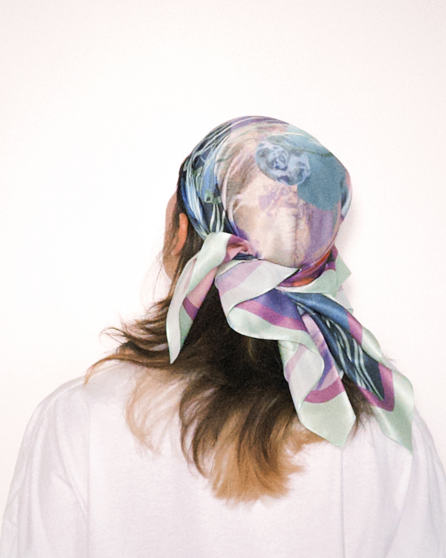 Silk Scarf "Banquete"